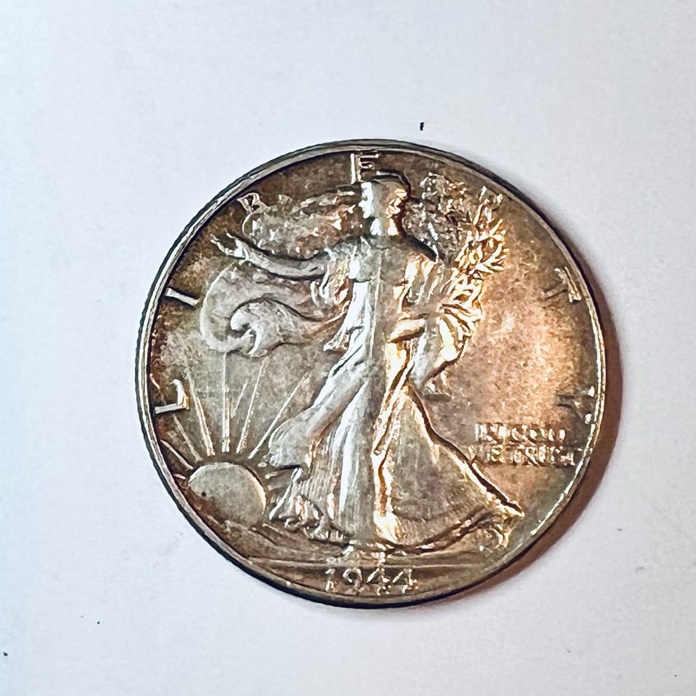 🗽 Vintage 1944 Walking Liberty Half Dollar – Silver Classic